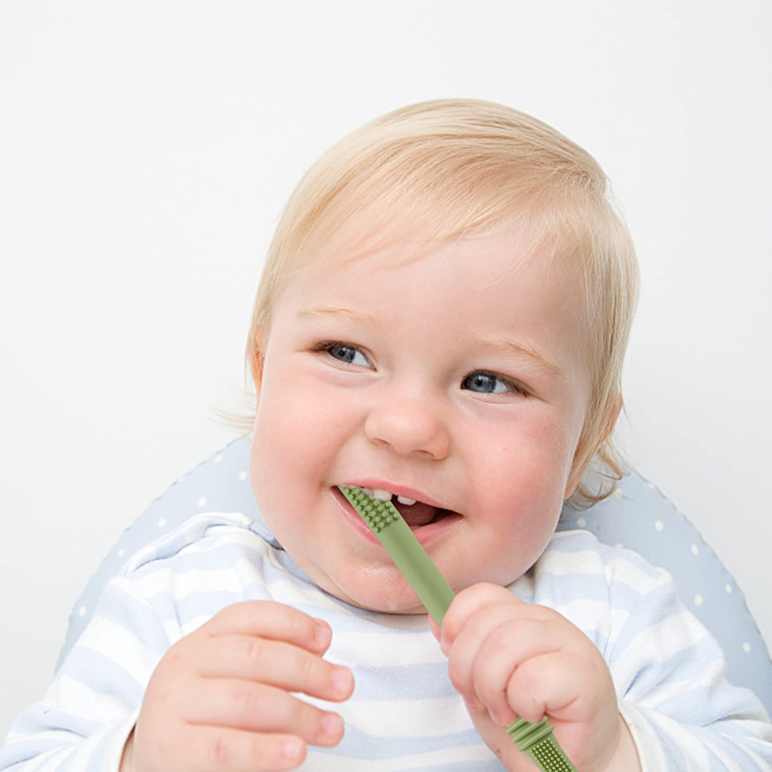 Fu Store Hollow Teether Tube multicolor; six colors spark curiosity and independent play.