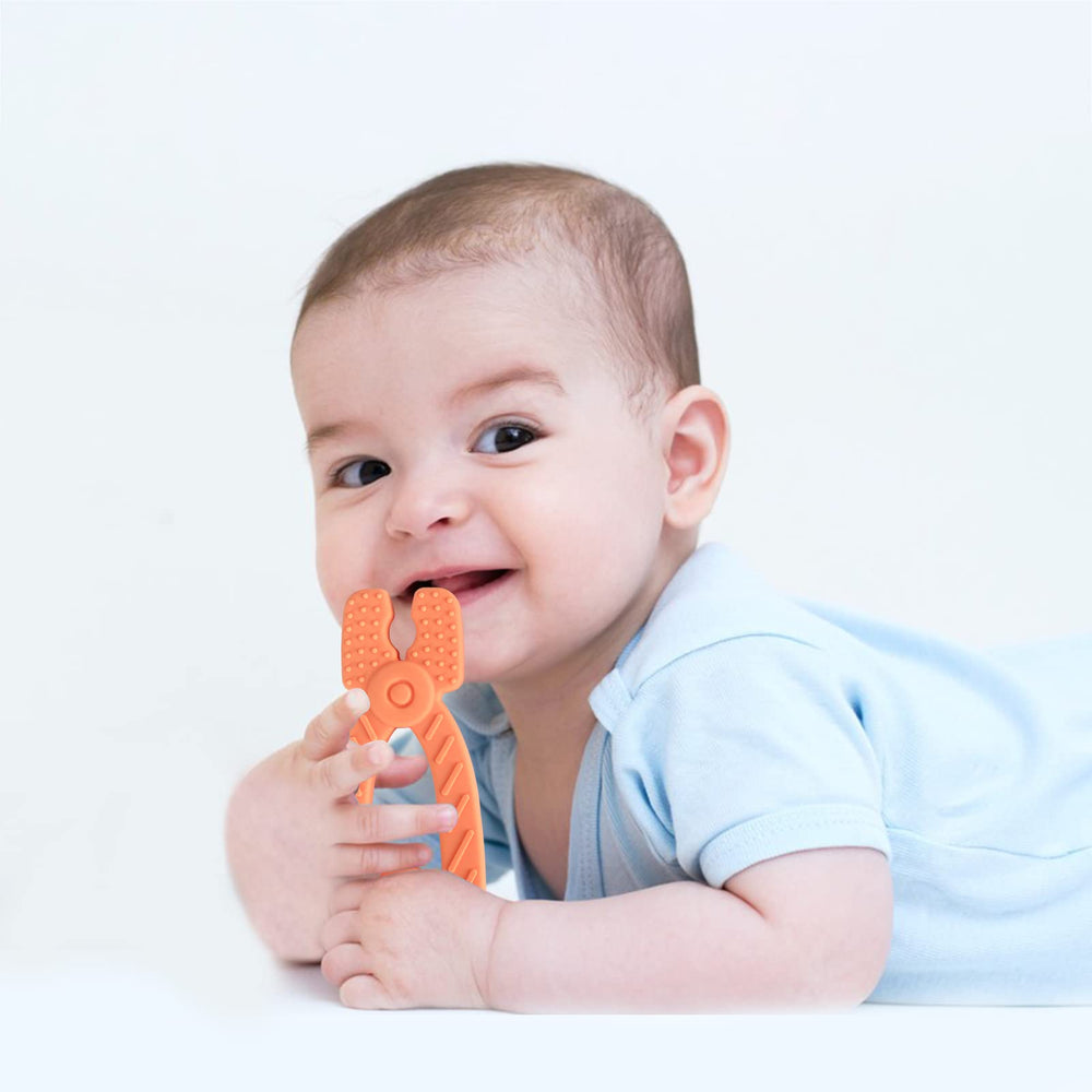 Fu Store teething set offers multi-shape chewing for sensory play.