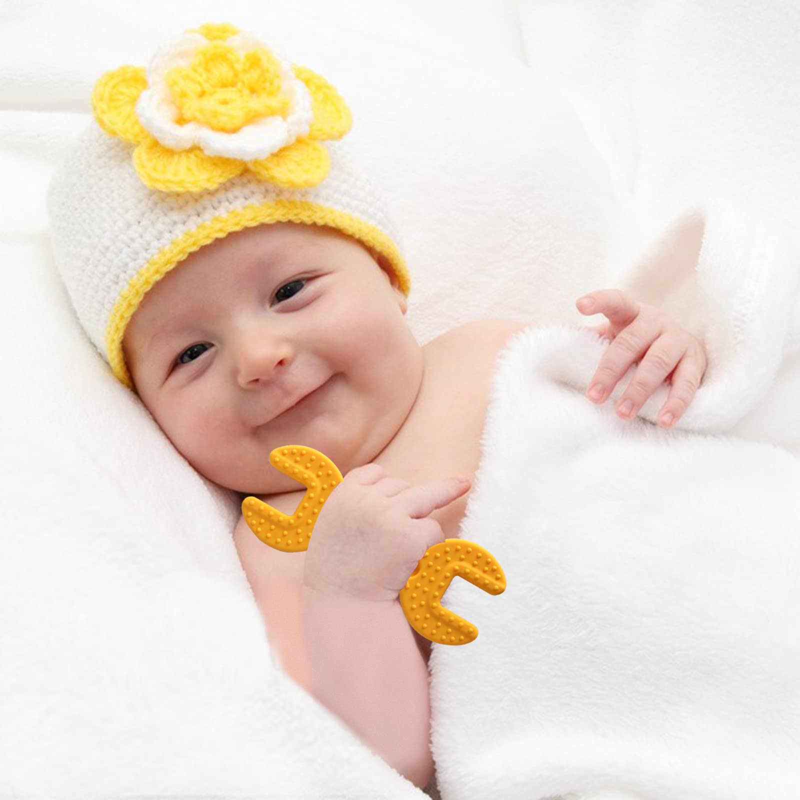 Fu Store baby teether soft silicone is easy to clean and store.