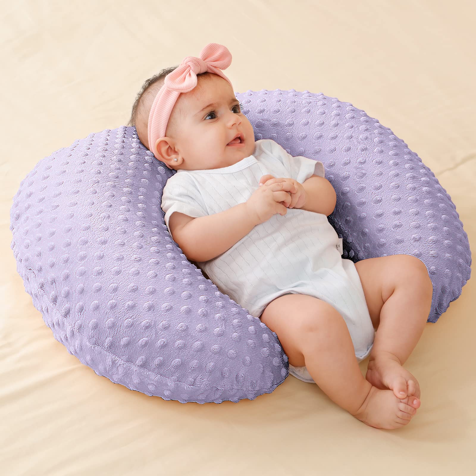 QUENESS nursing pillow removable cover closeup for easy care