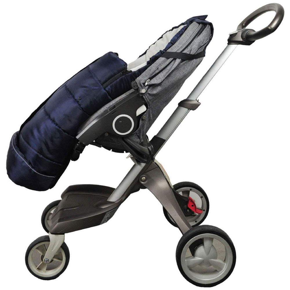 Funlife Go 3 Seasons Footmuff central open zipper enables easy in and out.