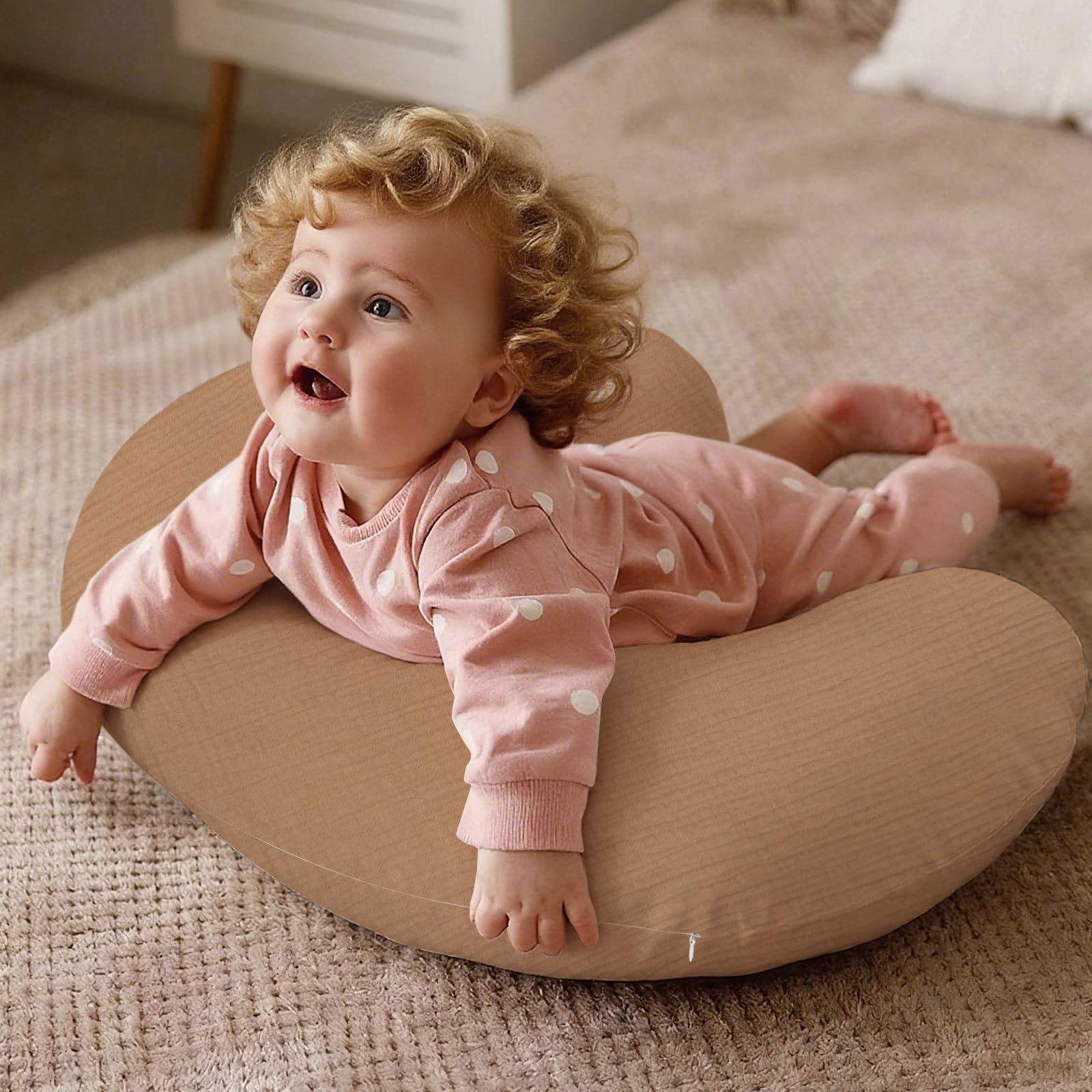 FUNUPUP machine-washable muslin cover simplifies cleaning.