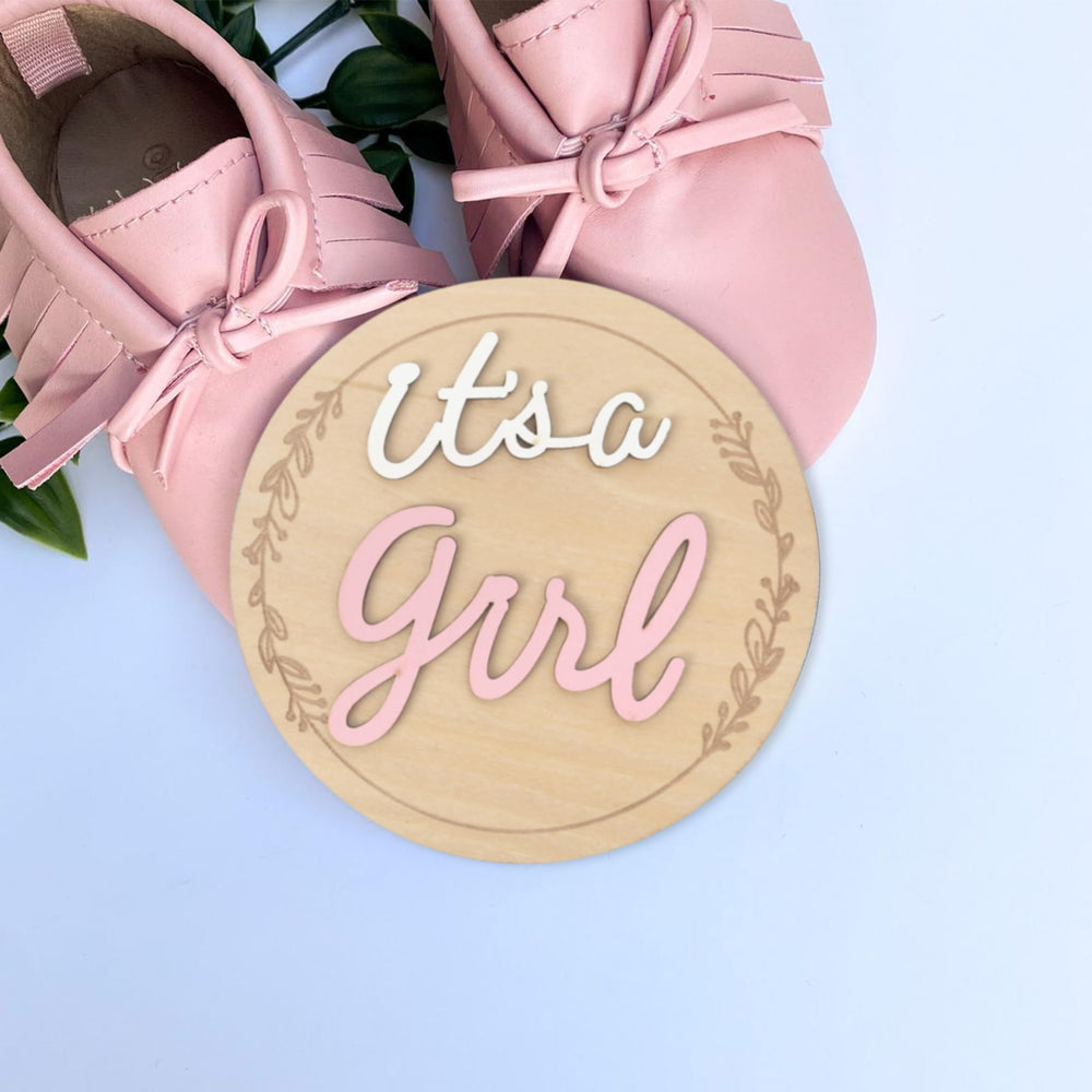 FUTNH pregnancy announcement sign in pink wood for chic reveal ideas.
