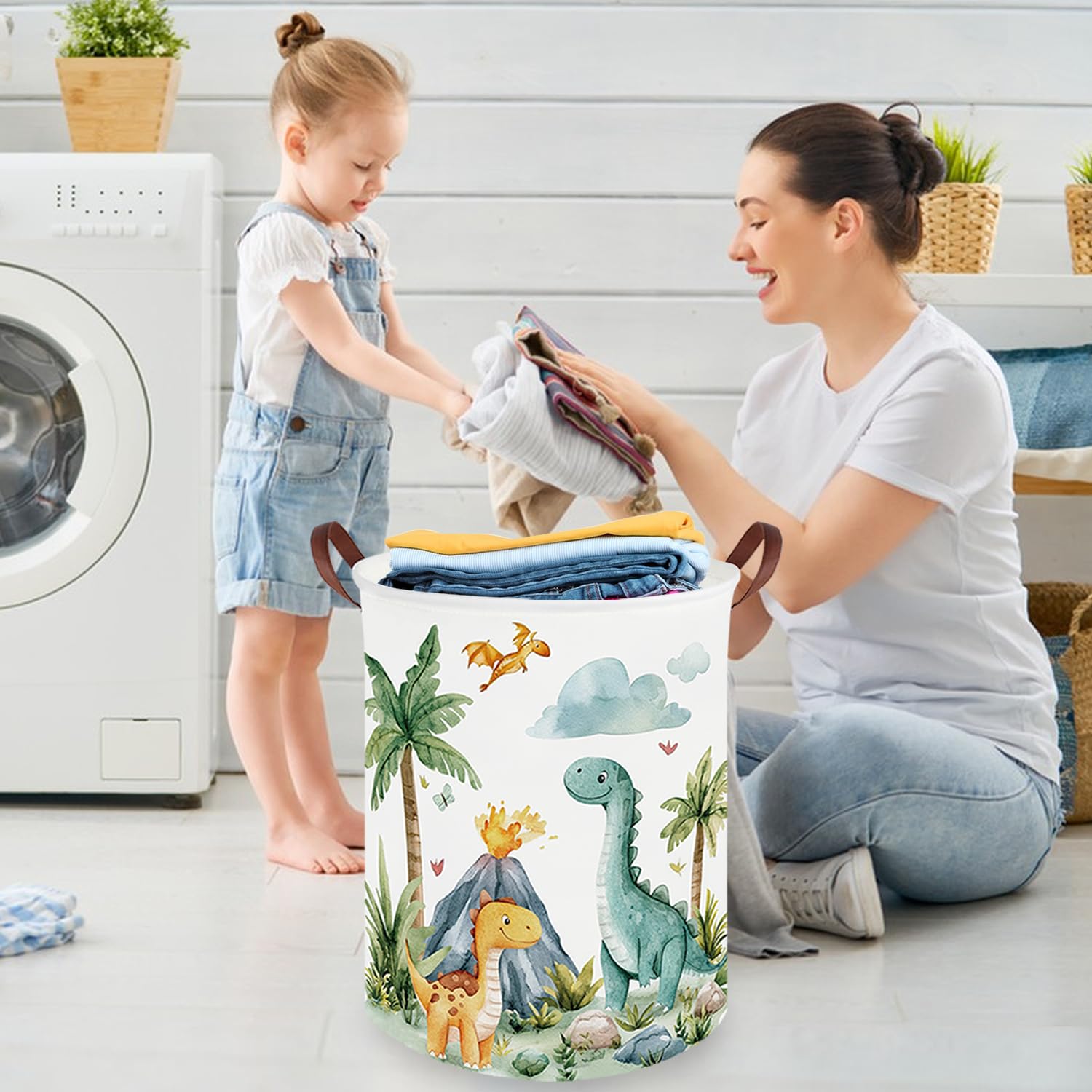 FXOCSHE Dinosaurs Hamper open and standing without assembly.