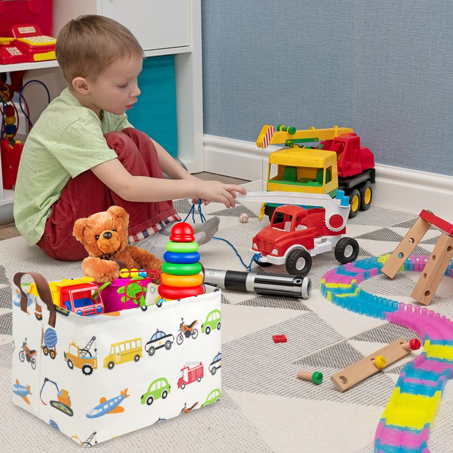 FXOCSHE rectangular car basket folded to demonstrate space-saving collapsible design