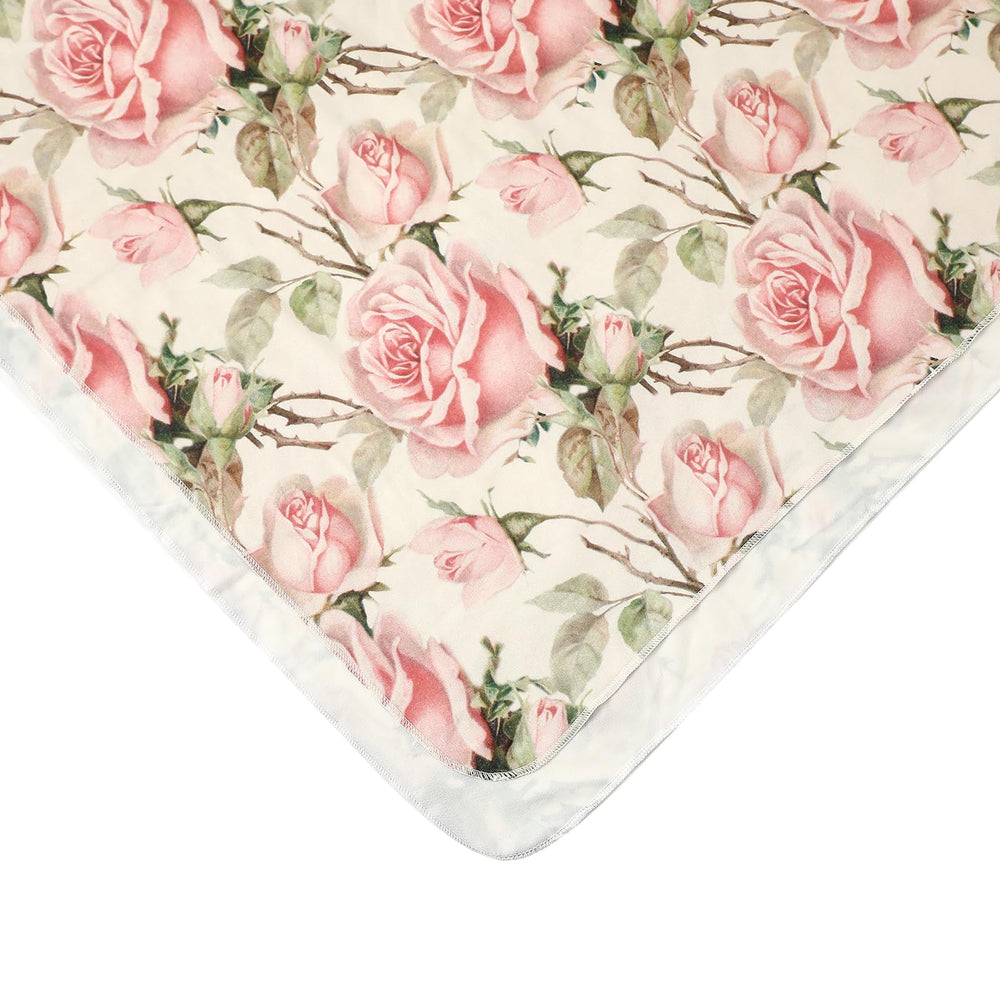 Galabloomer photo-friendly blanket set great for shoots and special occasions.