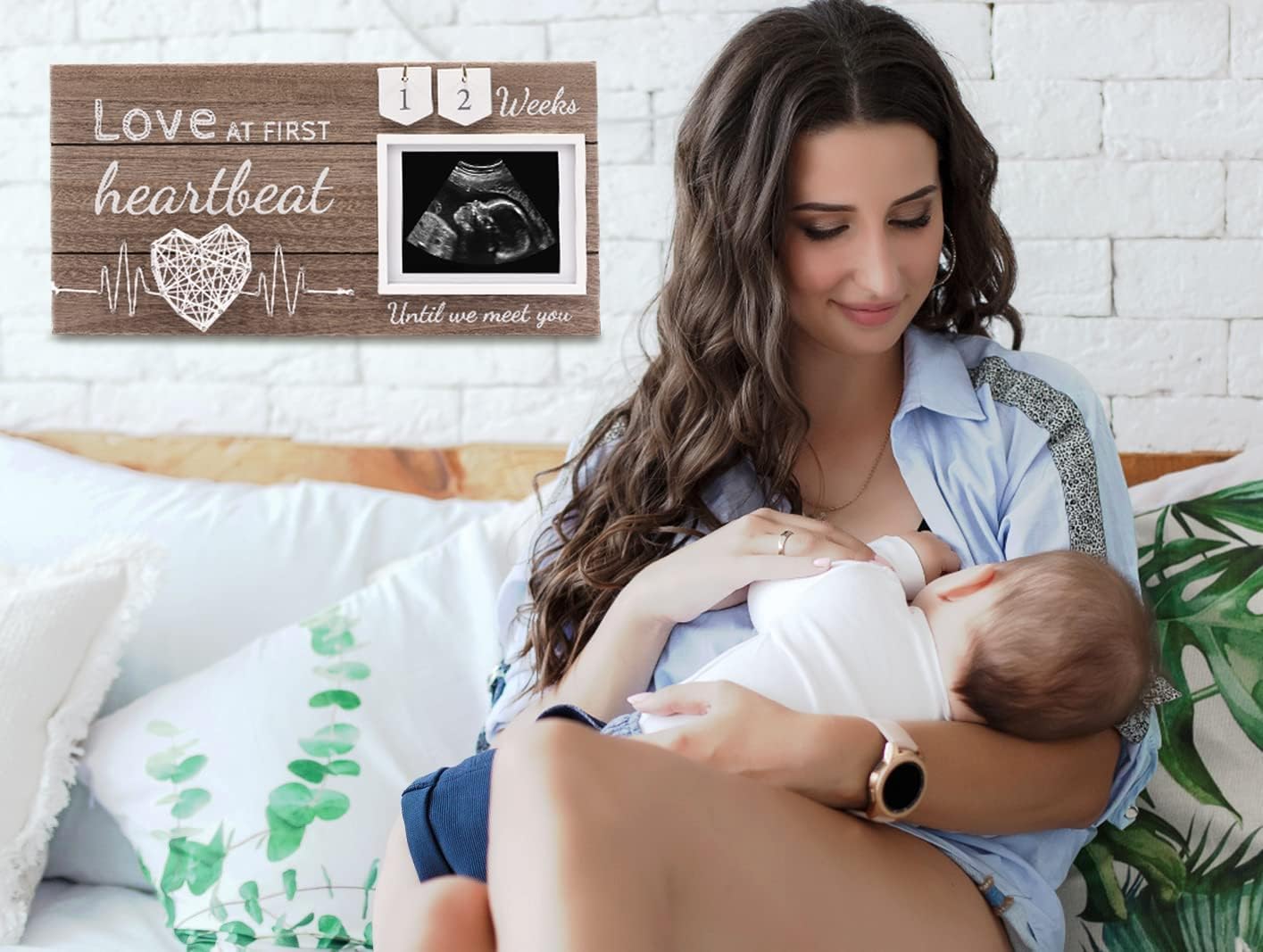 Garybank New mom photo display doubles as a practical baby memory centerpiece