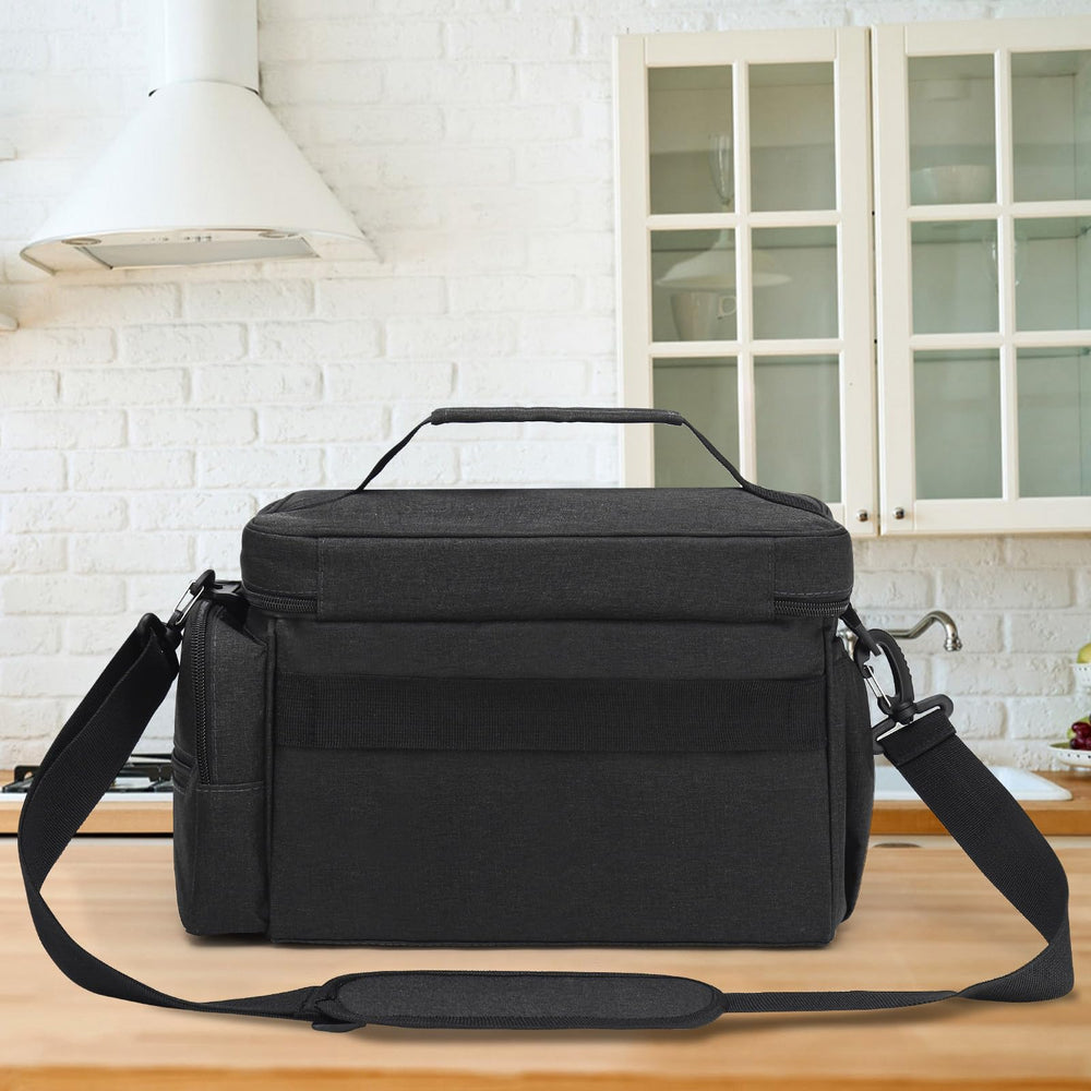 GDNasist bag in black, ideal for work and travel use.