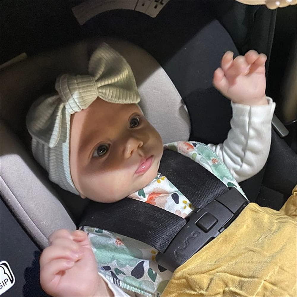 Gebelle elastic headbands offer secure fit without pinching, great for active babies.