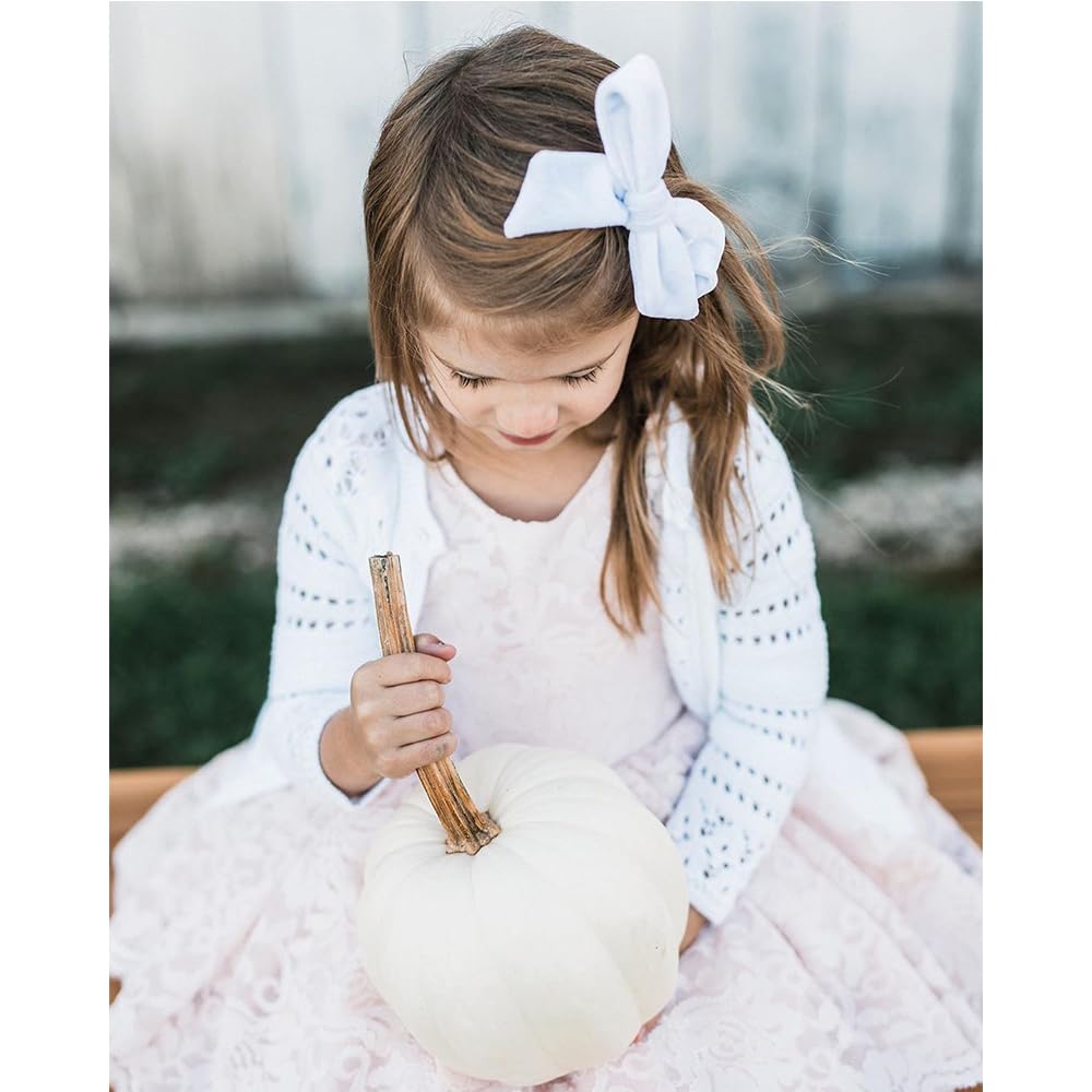 Gebelle velvet bow clip detail with secure alligator clip