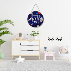 Geelin astronaut wall sign mounted on door or shelf boosts decorative charm.