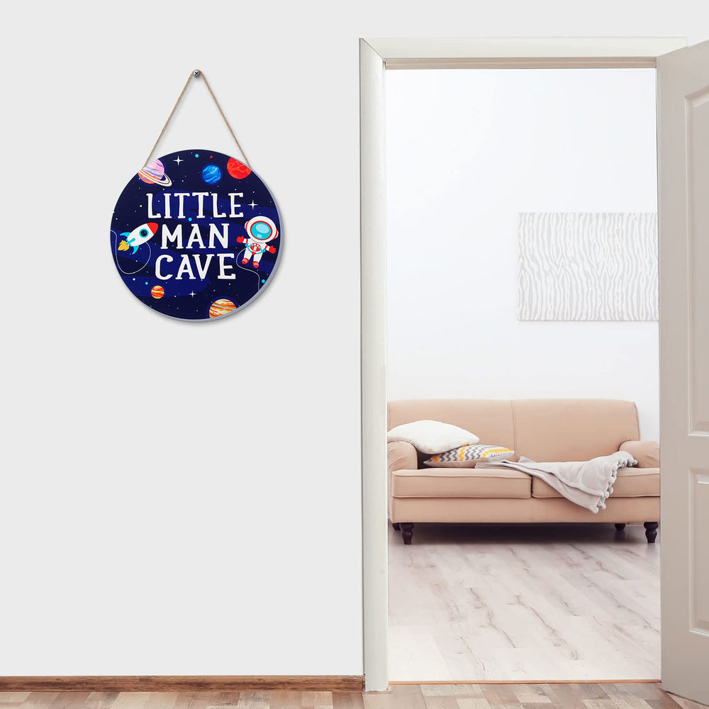 Geelin space room decor close-up of sturdy wooden plaque for durable use.