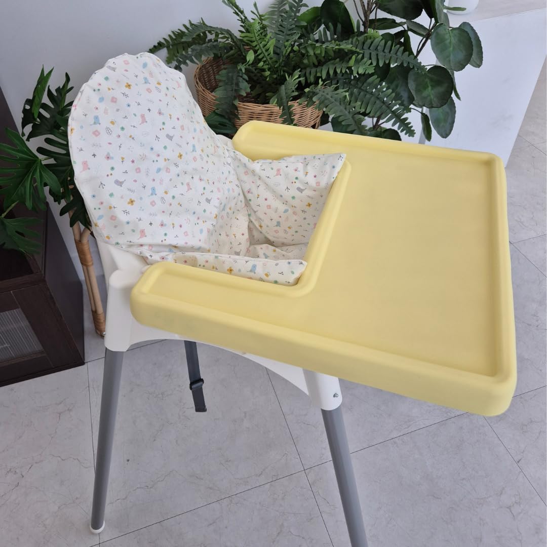 Gembebe Butter Cream placemat enhances the dining area with a soft, modern look.