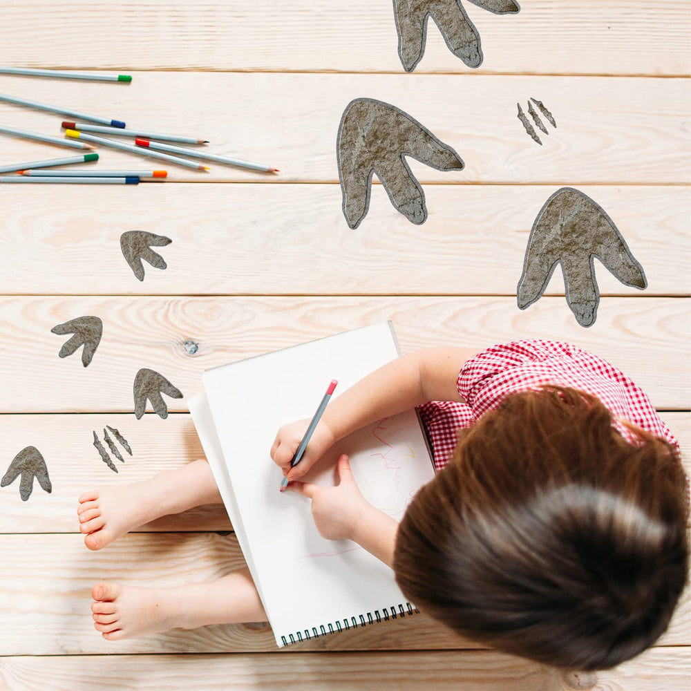 Gersoniel footprints decorate kids' rooms with imaginative flair