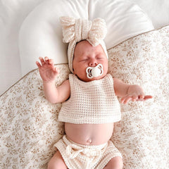 GEZISAN waffle bows soft material provide gentle comfort on tiny heads