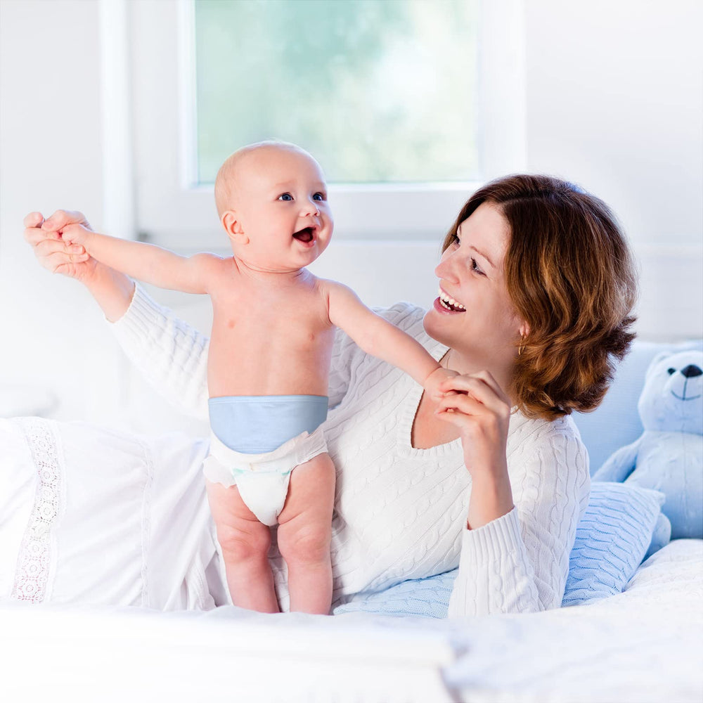 Hook-and-loop closure shown on Giegxin baby belly band for easy wear.