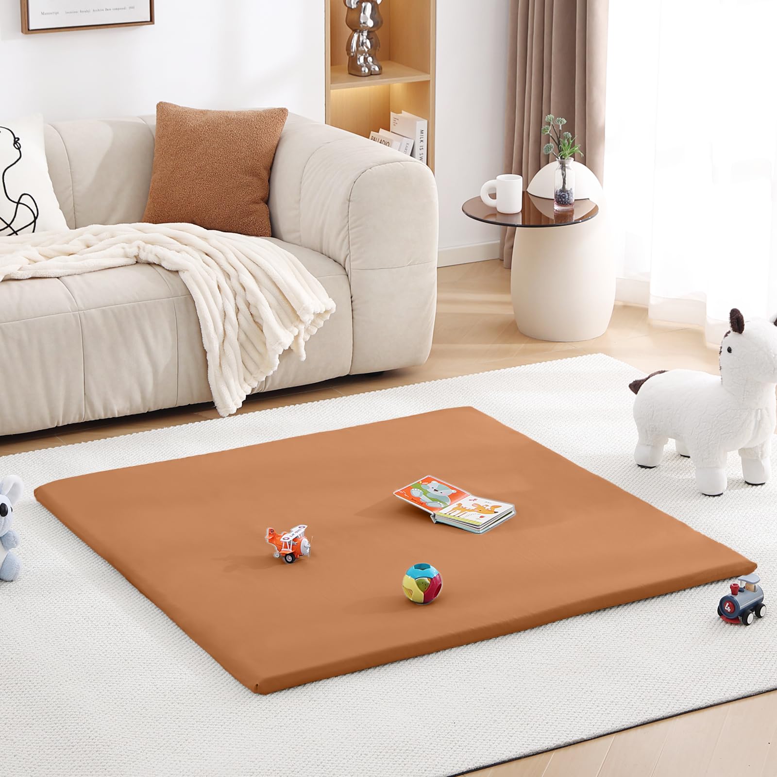 Givjoy non-slip bottom helps keep the mat in place on hard floors.