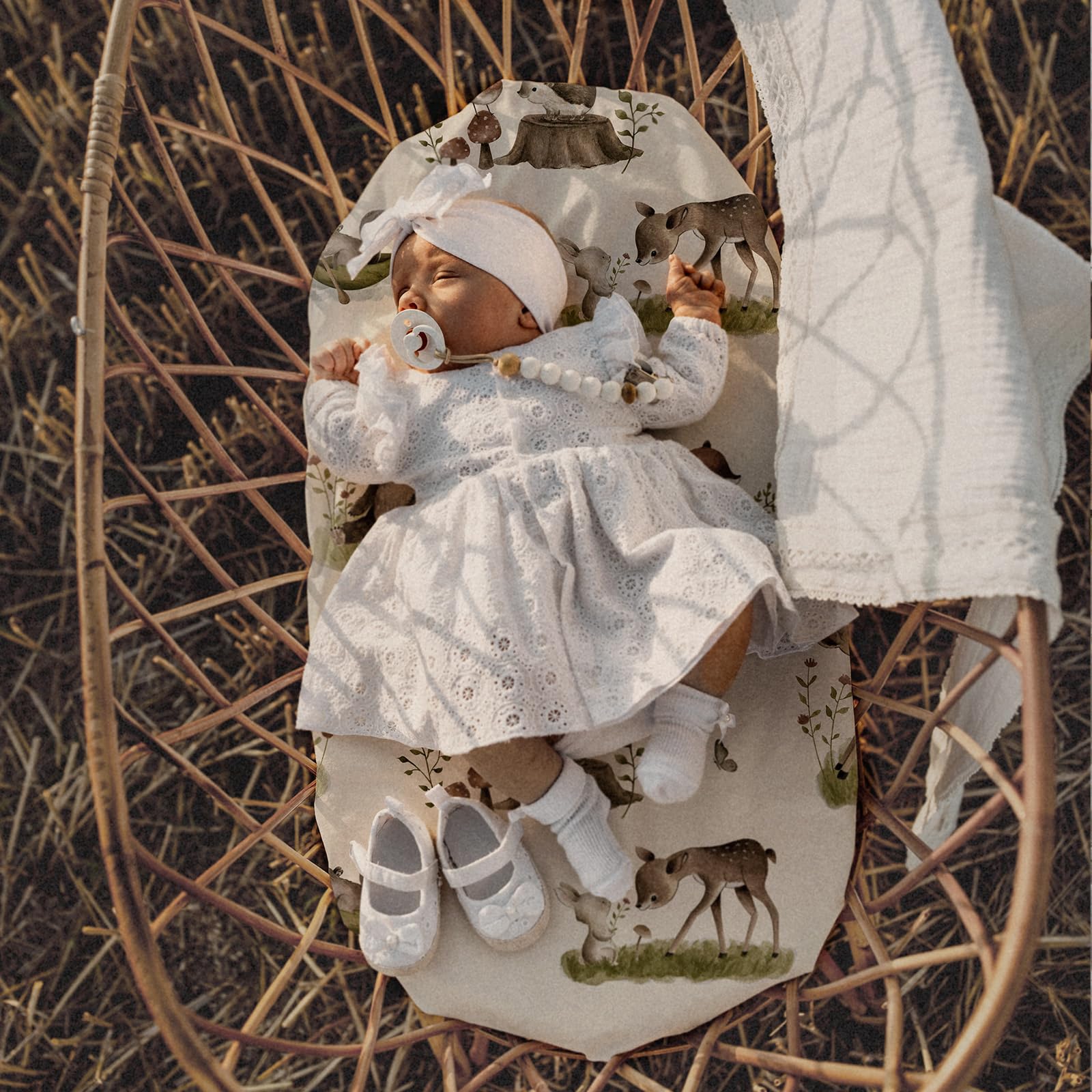 GLLQUEN BABY bassinet sheets machine washable for easy laundry days.