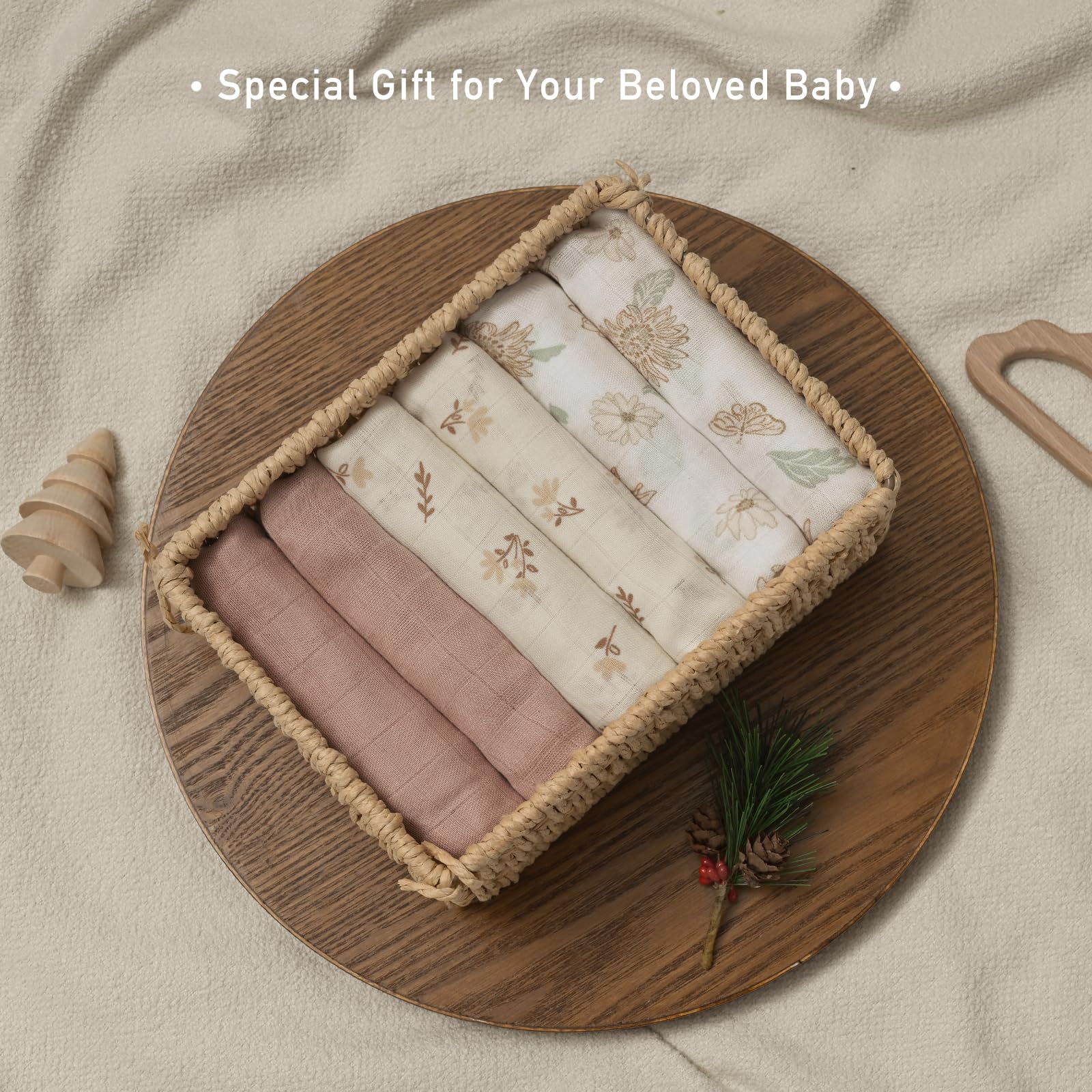 GLLQUEN BABY burp-cloth-use illustrates practical spit-up care