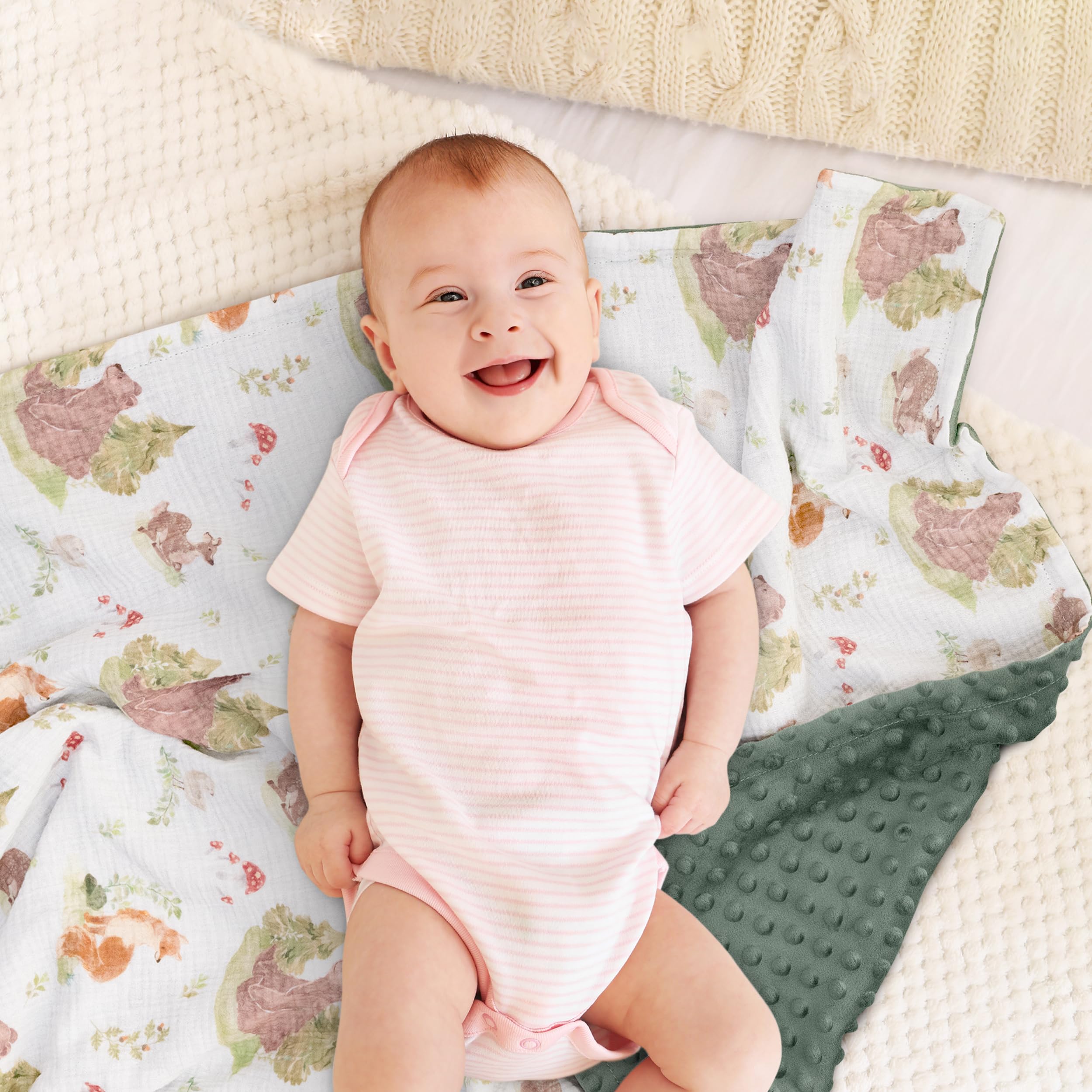 GLLQUEN BABY Forest Stories easy-care blanket is machine washable and shrink-resistant