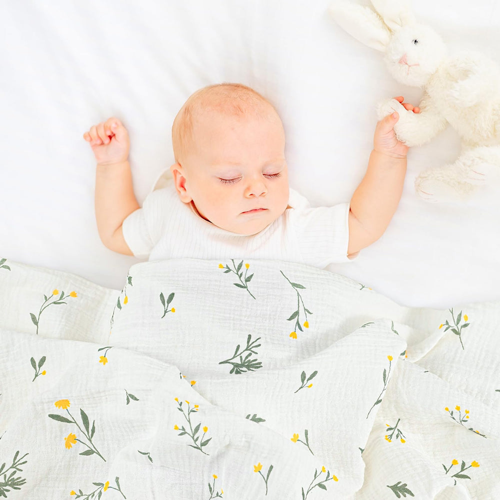 GLLQUEN BABY gift-ready four neutral blankets for baby registry
