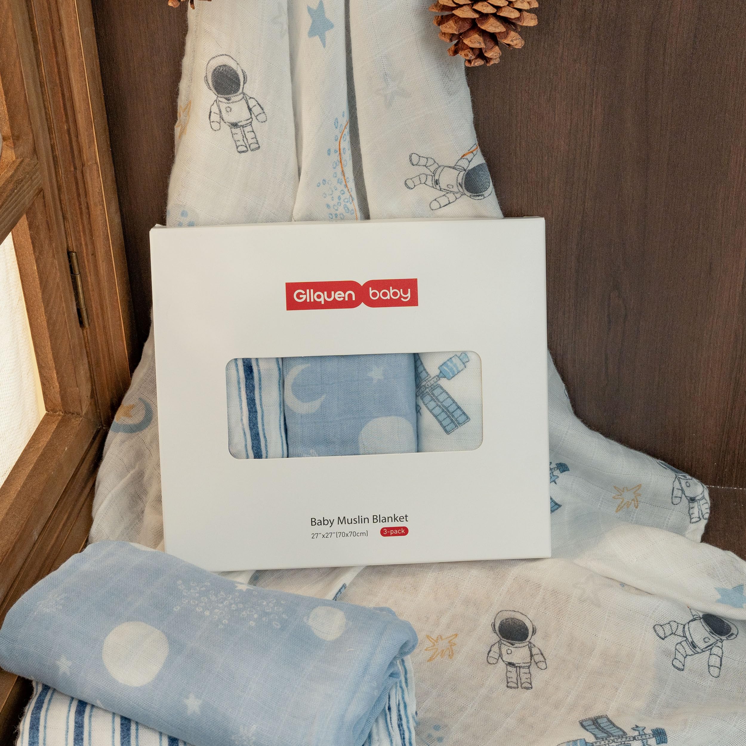 GLLQUEN BABY lightweight blanket blue astronaut layering for temperature control.