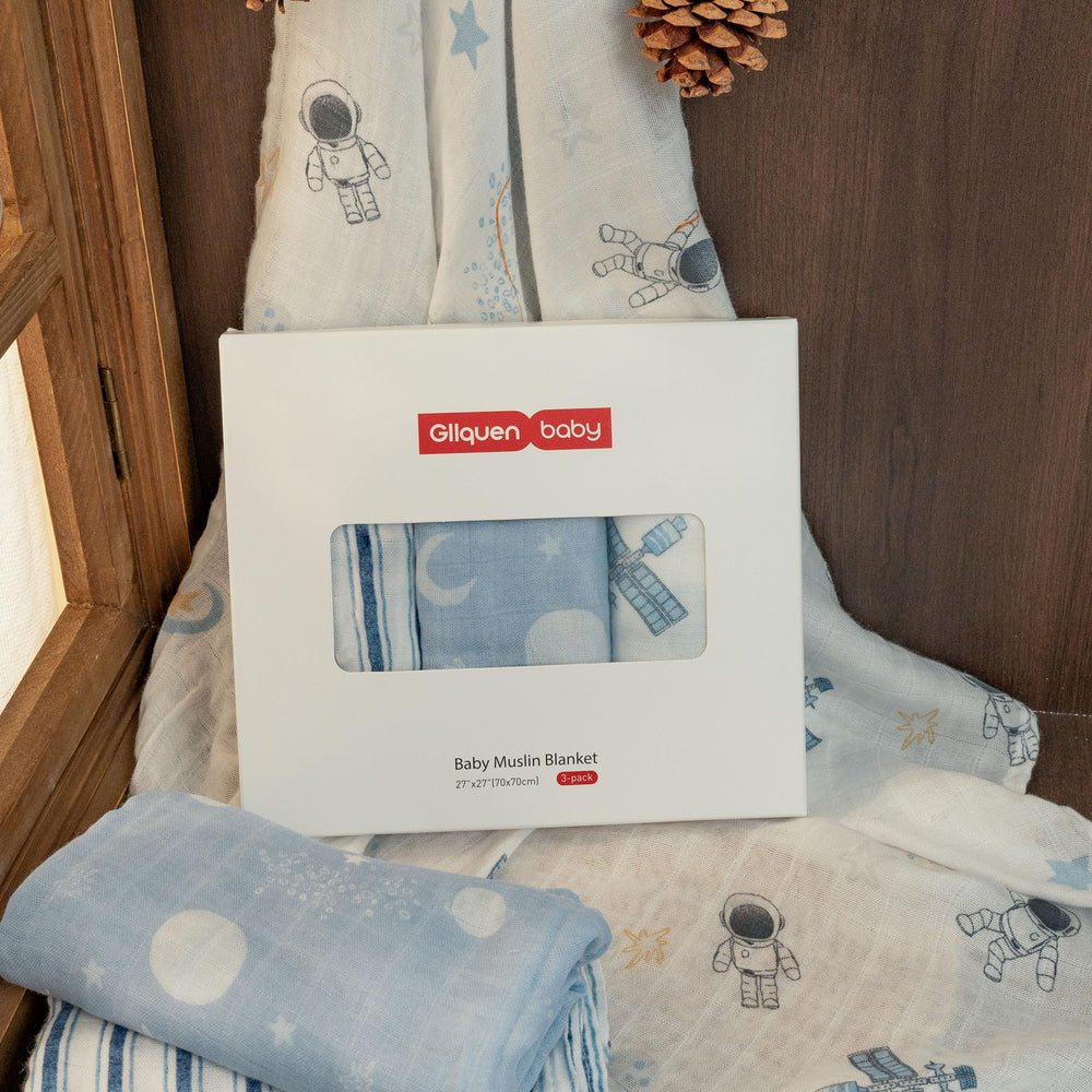 GLLQUEN BABY lightweight blanket blue astronaut layering for temperature control.