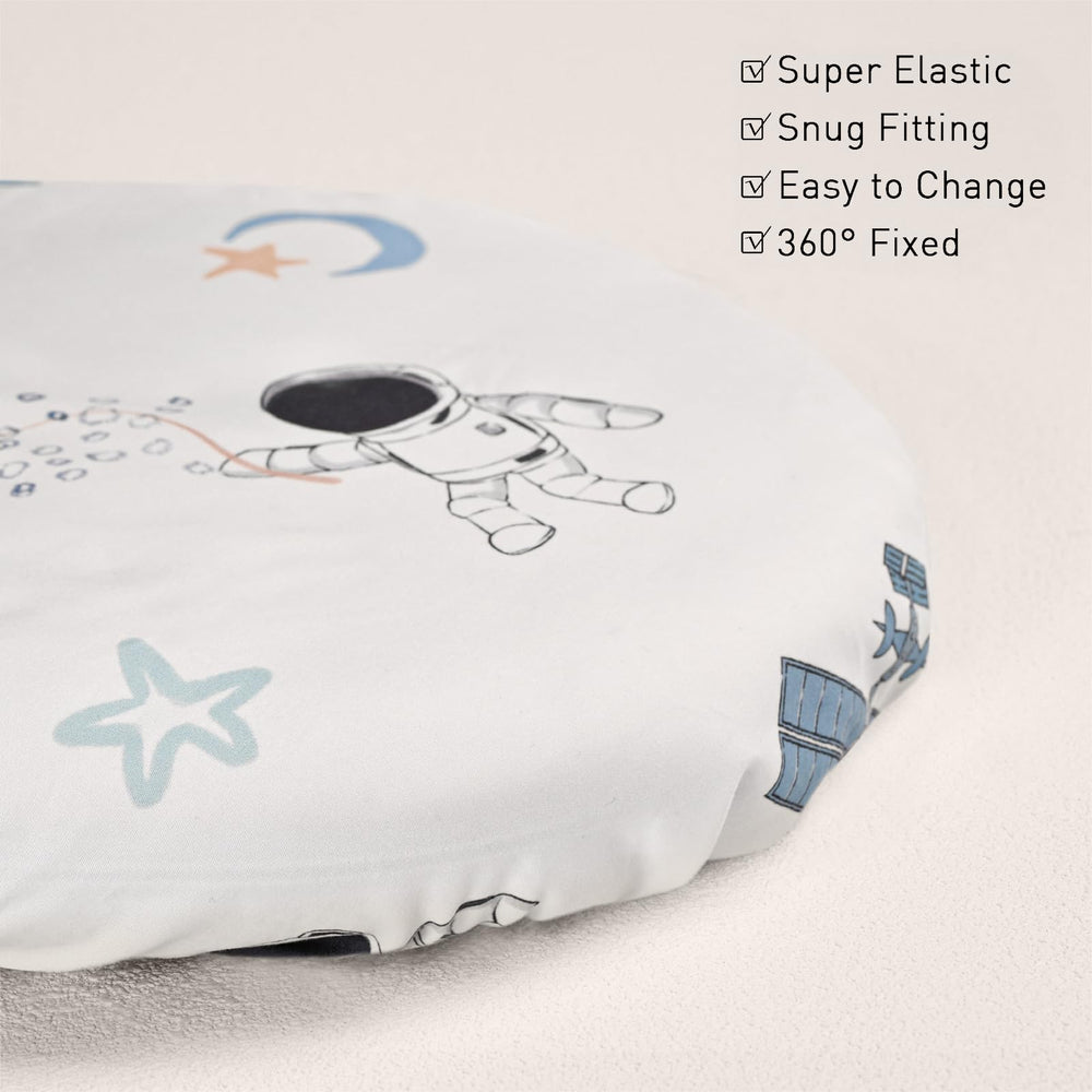 GLLQUEN BABY machine-washable bassinet sheets simplify quick changes.