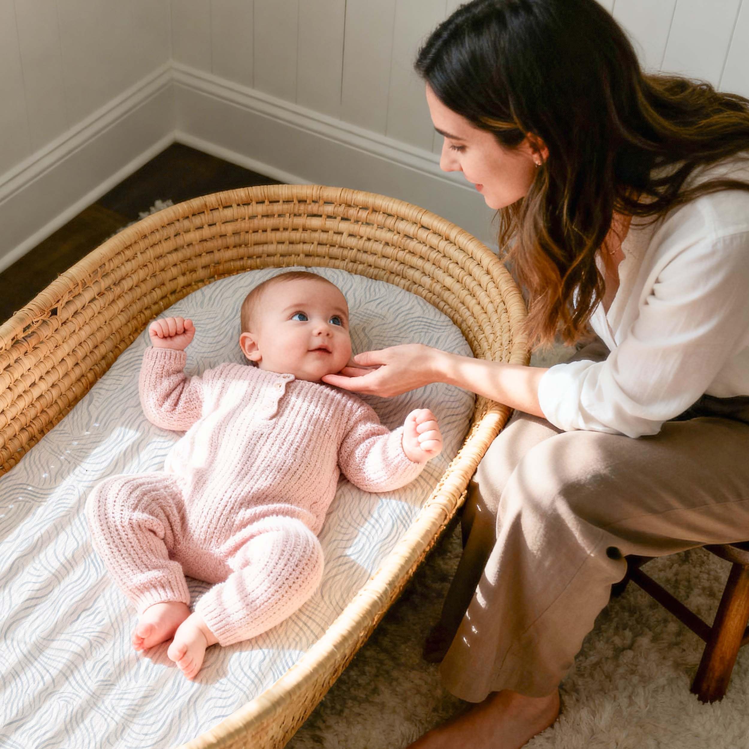 Gllquen Baby sheets fit most bassinet mattresses for versatile use.