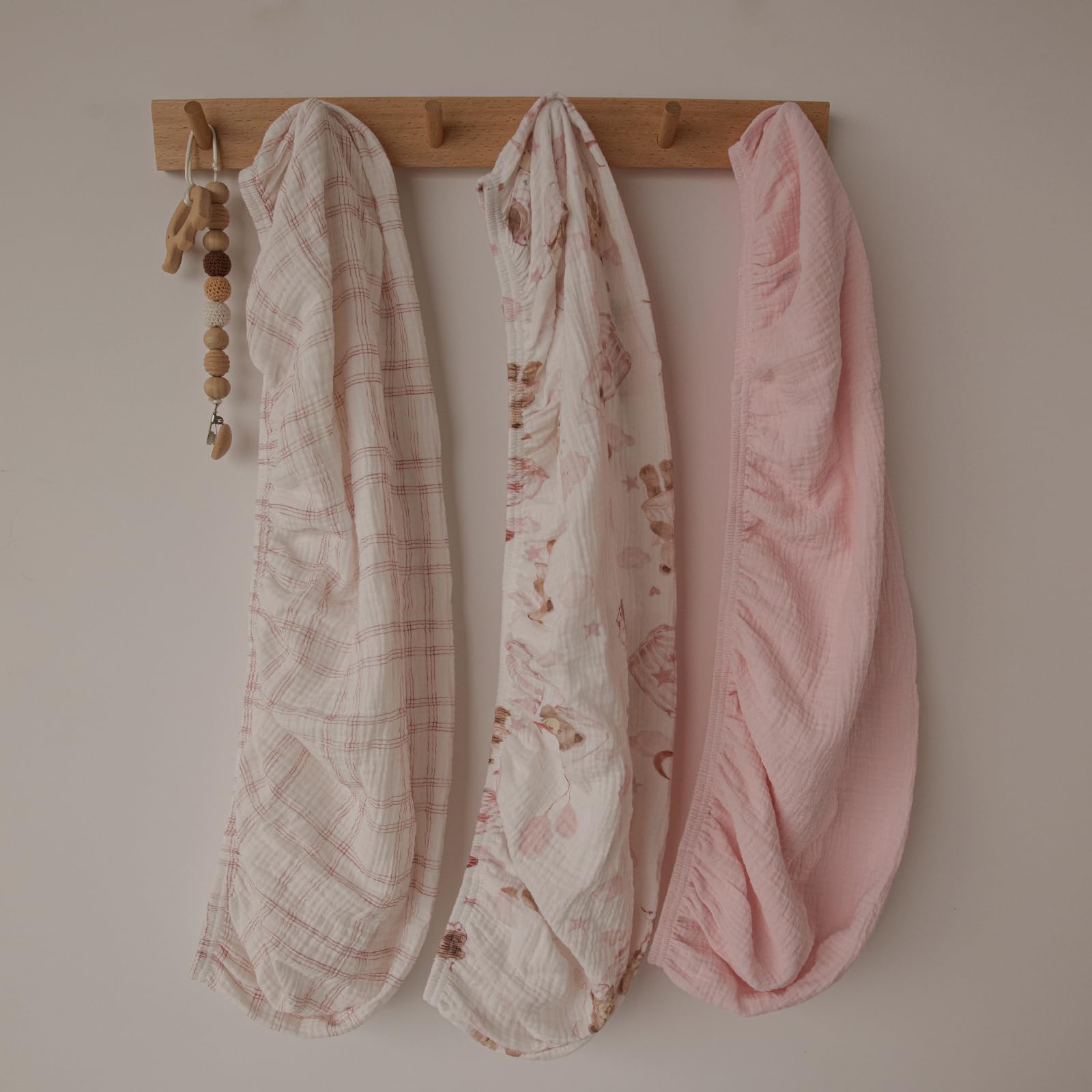 Gllquen Baby Muslin Sheets Multi-Use for cradles, loungers, and bassinet-like spaces