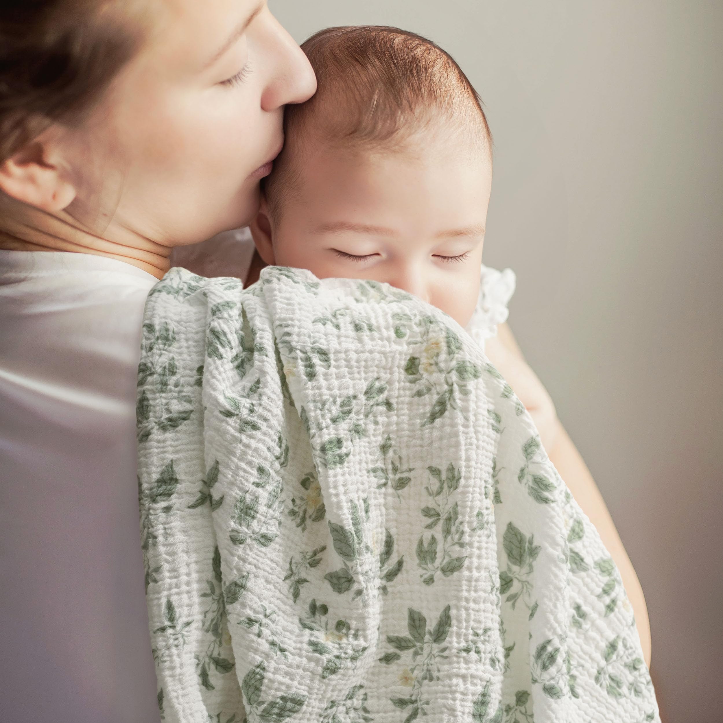 GLLQUEN BABY muslin blanket large 38x40 inches for easy wrapping.
