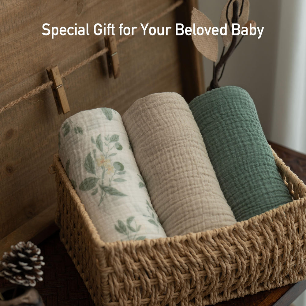 GLLQUEN BABY muslin swaddle blanket featuring Osmanthus fragrance for a gentle scent experience.