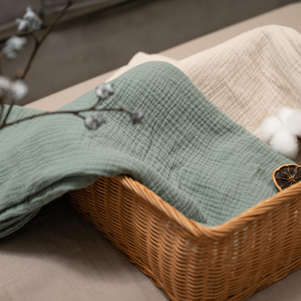 GLLQUEN BABY muslin swaddle blanket breathable design suitable for stroller sunshade.