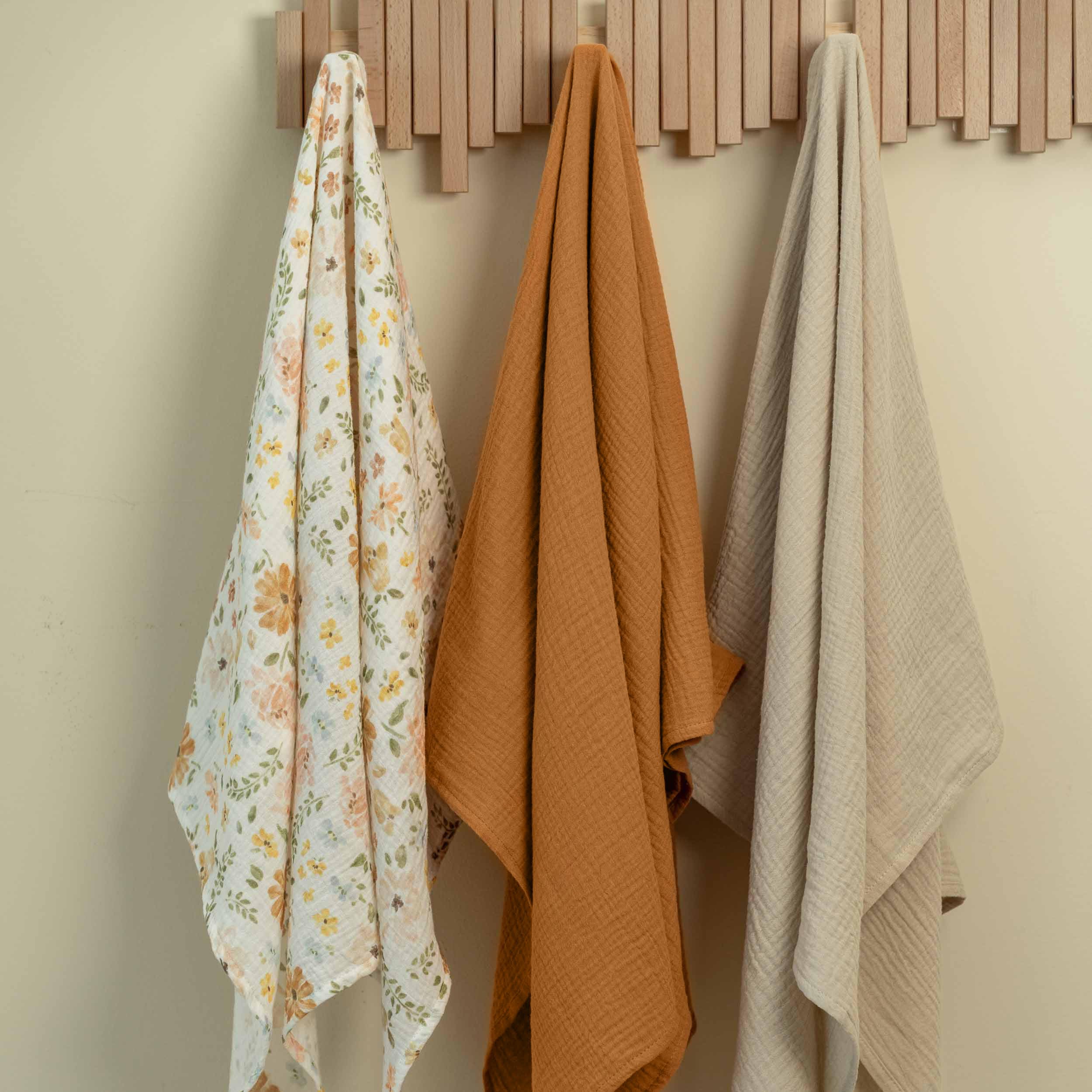 GLLQUEN BABY oeko-tex-certified swaddle demonstrates quality and safety standards