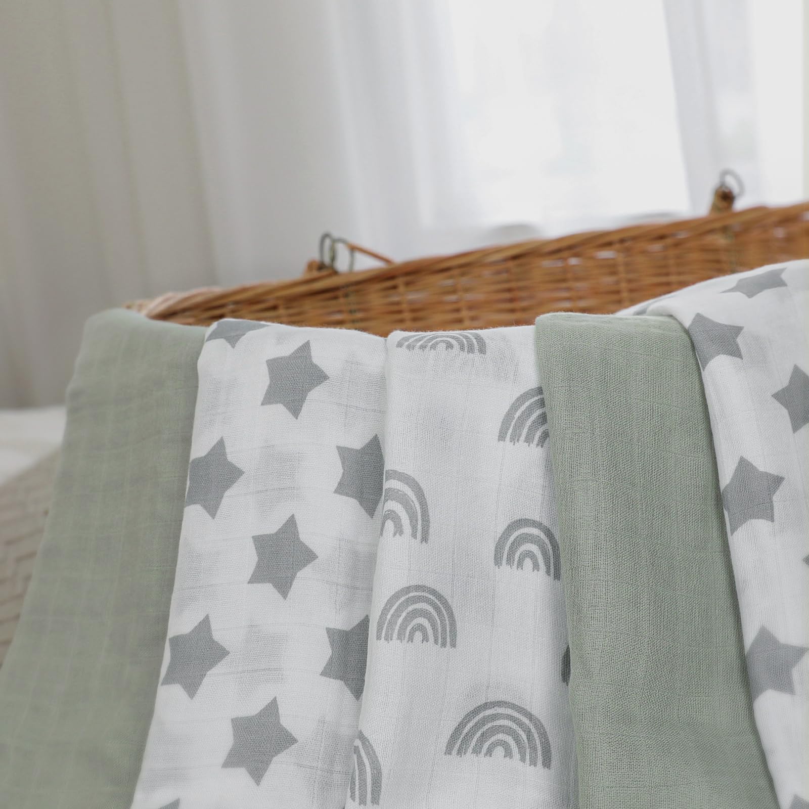GLLQUEN BABY OEKO-TEX Standard 100 certified blanket emphasizes safety and durability.