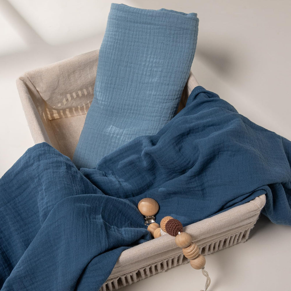 GLLQUEN BABY soft texture close-up indicating skin-friendly fabric.