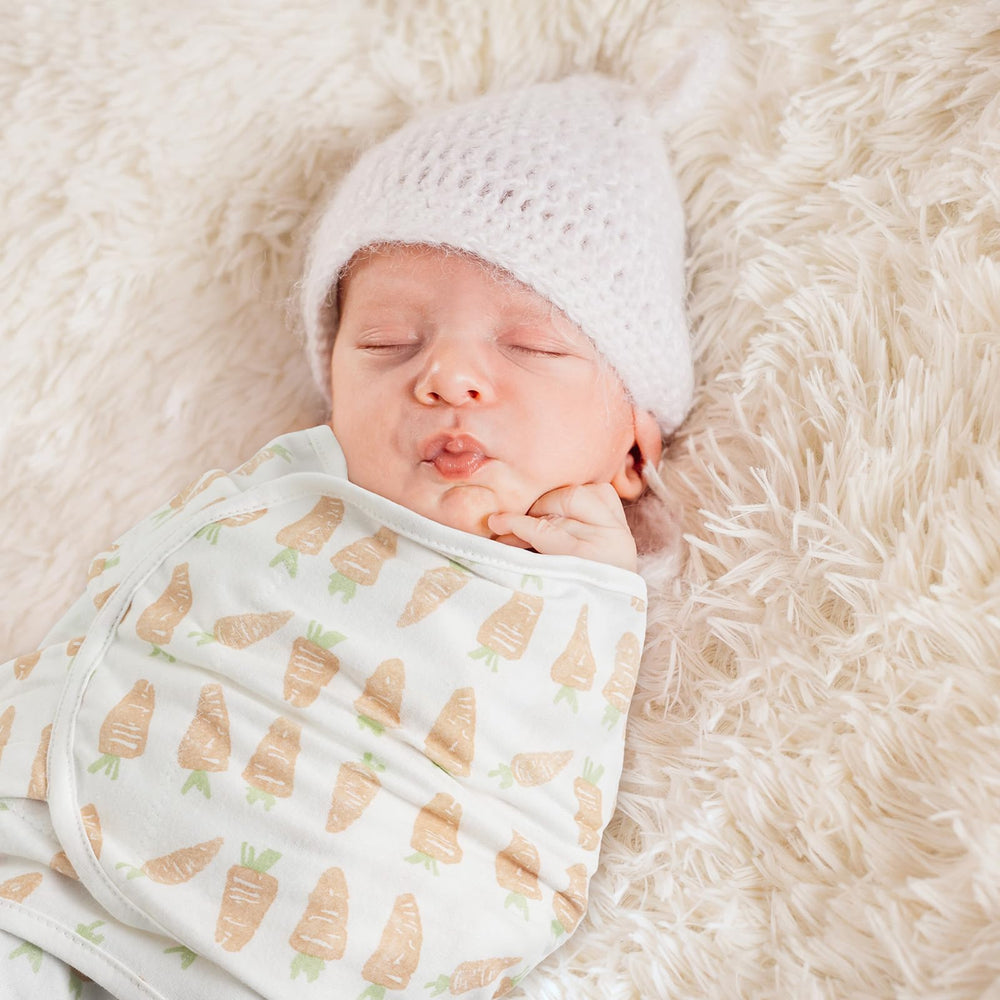 GLLQUEN BABY adjustable-wings swaddle demonstrates customizable snug fit for growth.