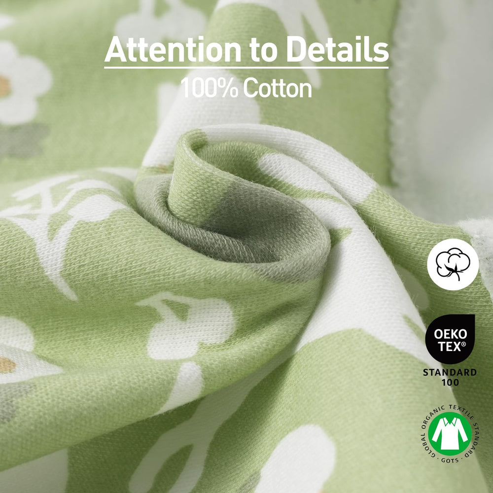 GLLQUEN BABY soft-cotton fabric provides gentle skin contact for sensitive newborns.
