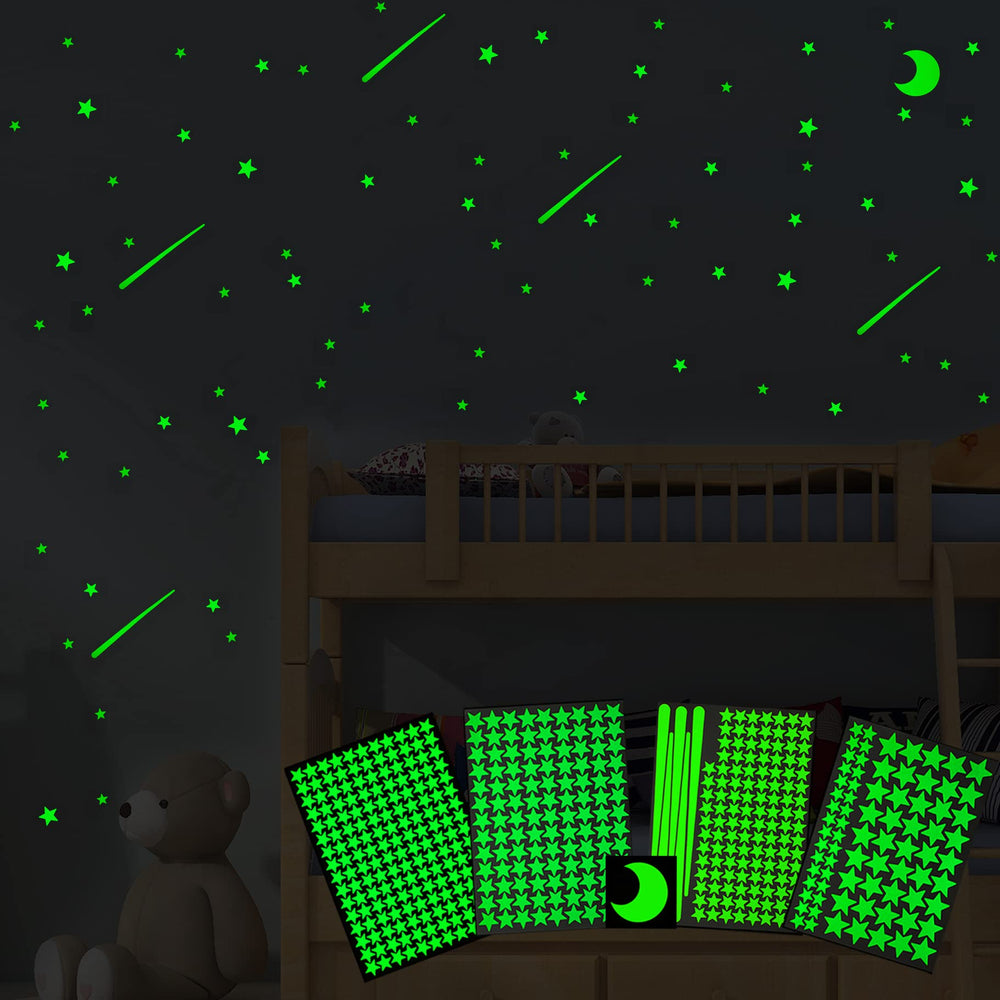 GLOCARNIVAL glow stars set includes shooting stars for imaginative ceiling scenes and mood lighting.