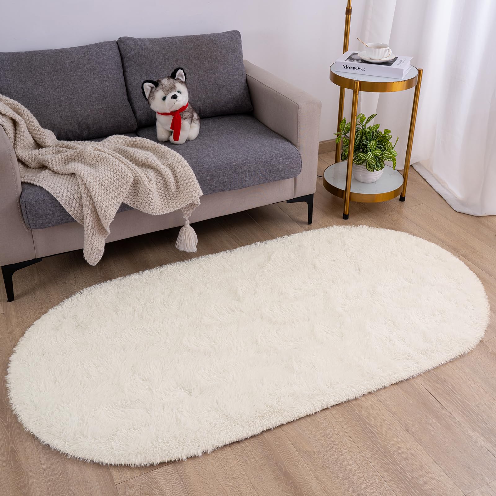 Goideal cream rug in nursery setup demonstrates luxurious softness for kids.