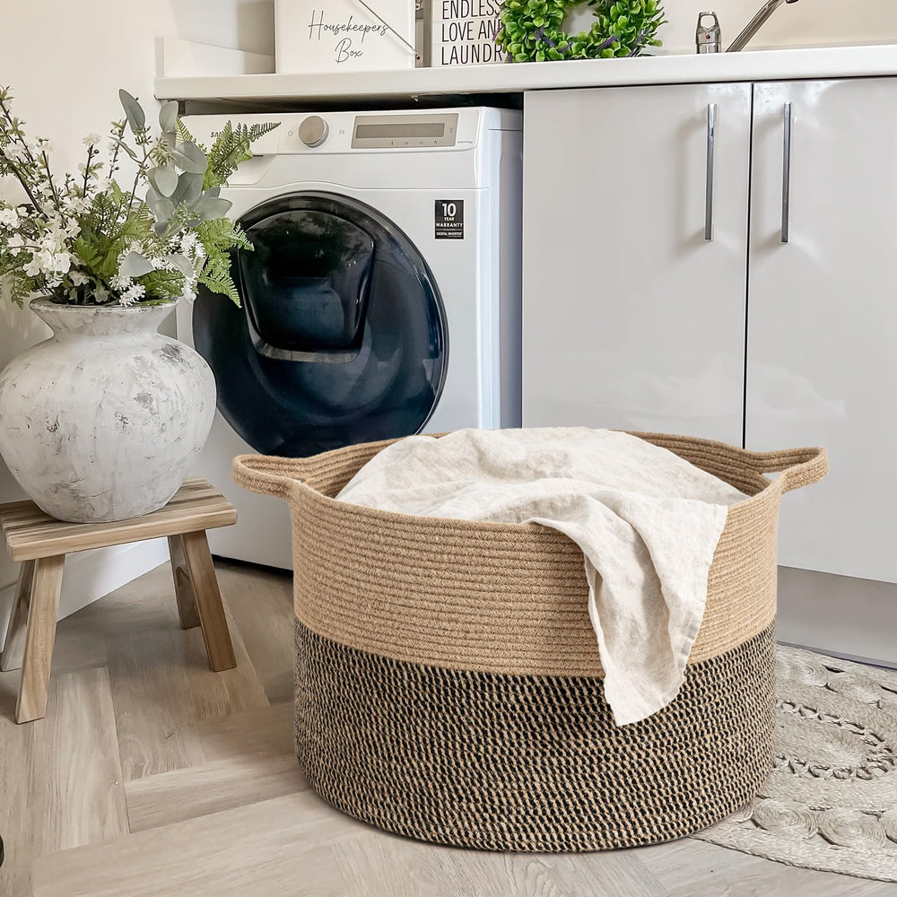 Goodpick 83L wicker basket open-top view ideal for easy blanket access