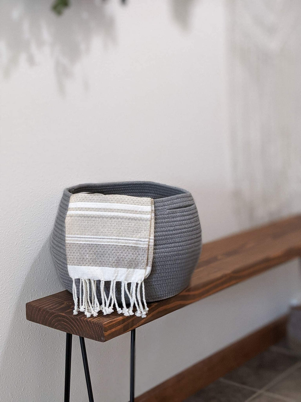 Goodpick indoor plant basket round gray adds decorative plant display.