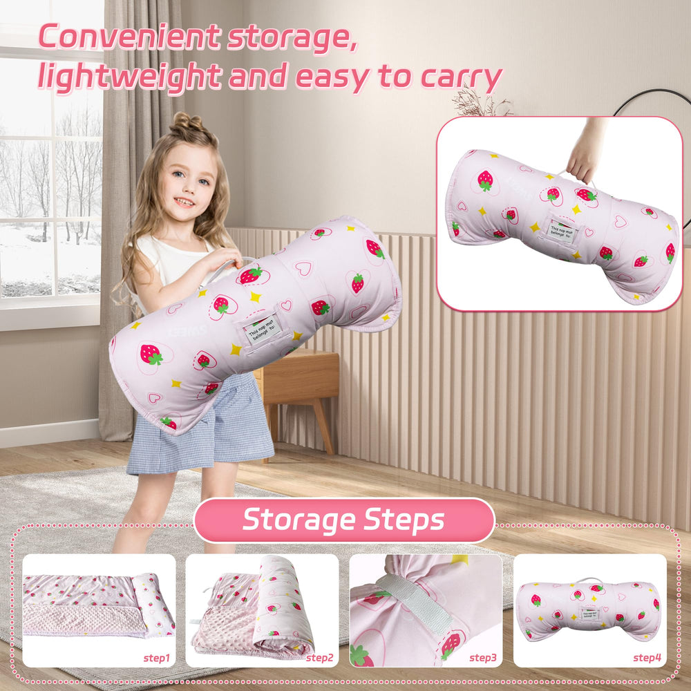 Googgoing nap mat features a name tag for easy kid identification