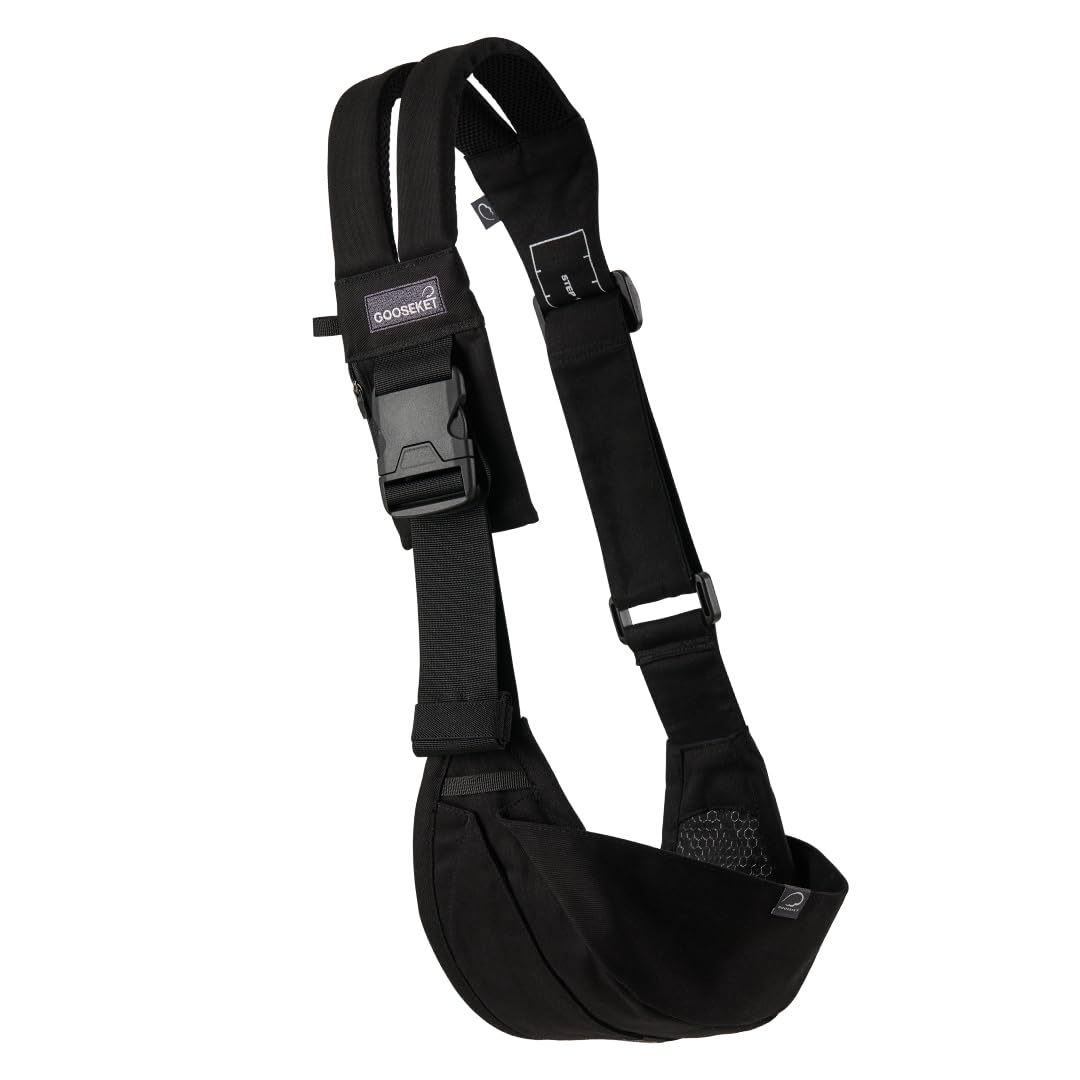GOOSEKET 365 toddler carrier compact design enables portable everyday use.