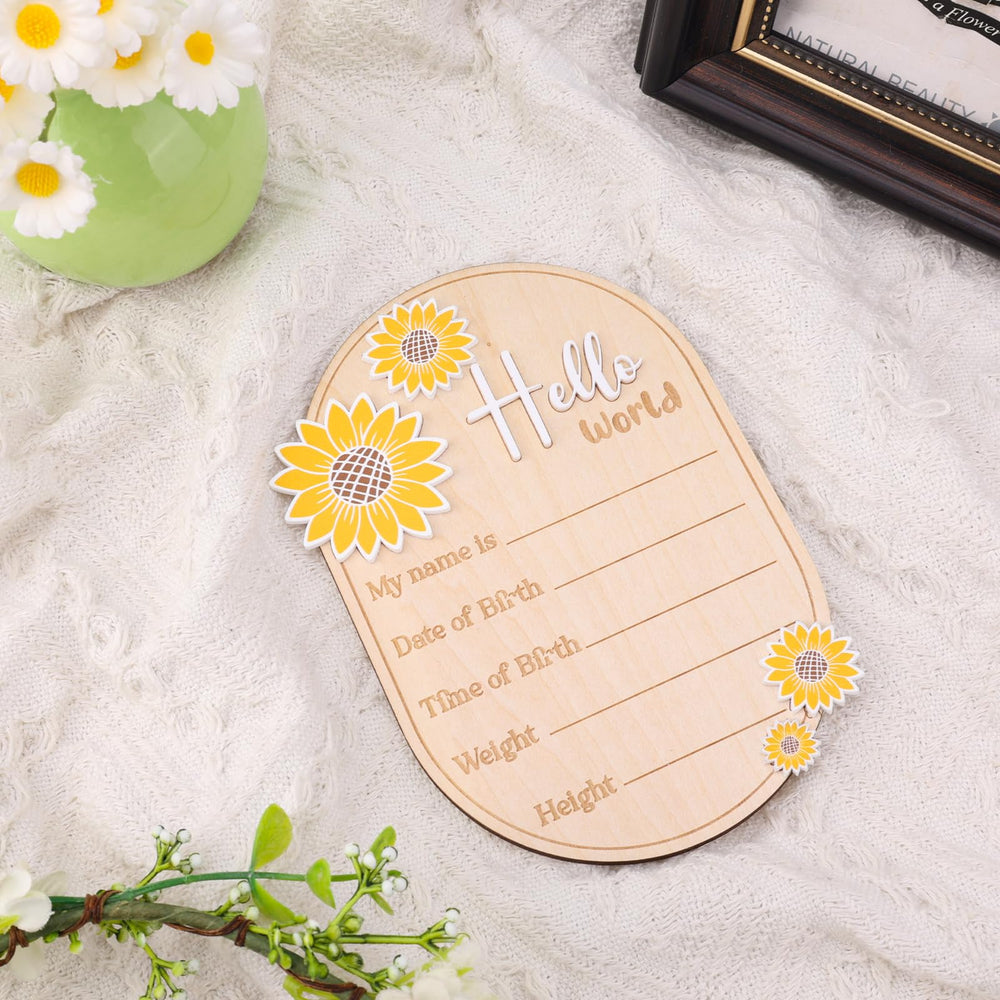 Gosknor 3D sunflower detail adds tactile charm for photos.