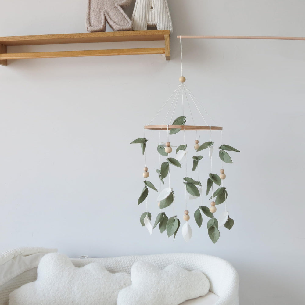 Goukurlsma green-leaf-closeup soft colors promote calm nursery ambiance
