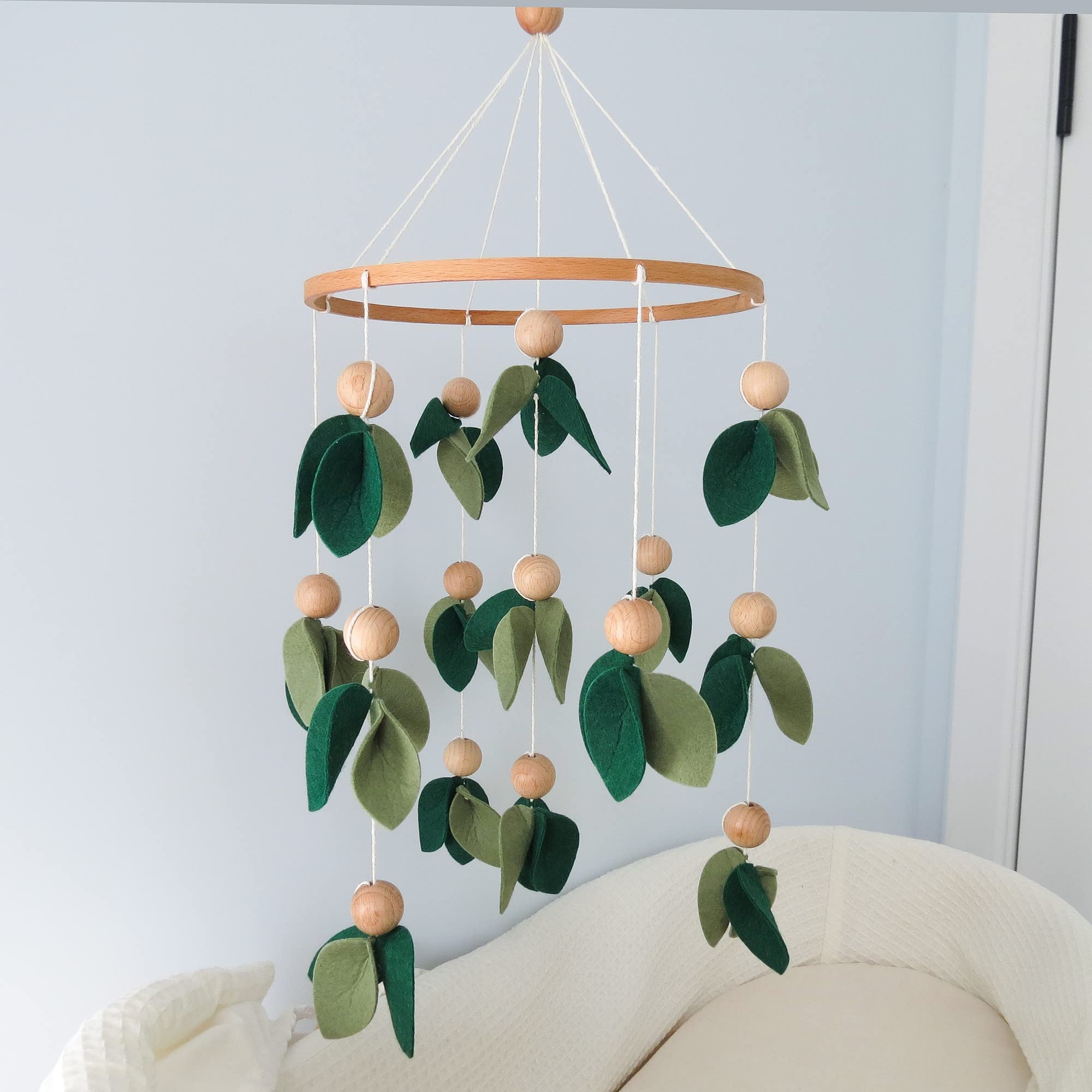 Goukurlsma Green Leaf Crib Mobile full length reveals airy, lightweight design.