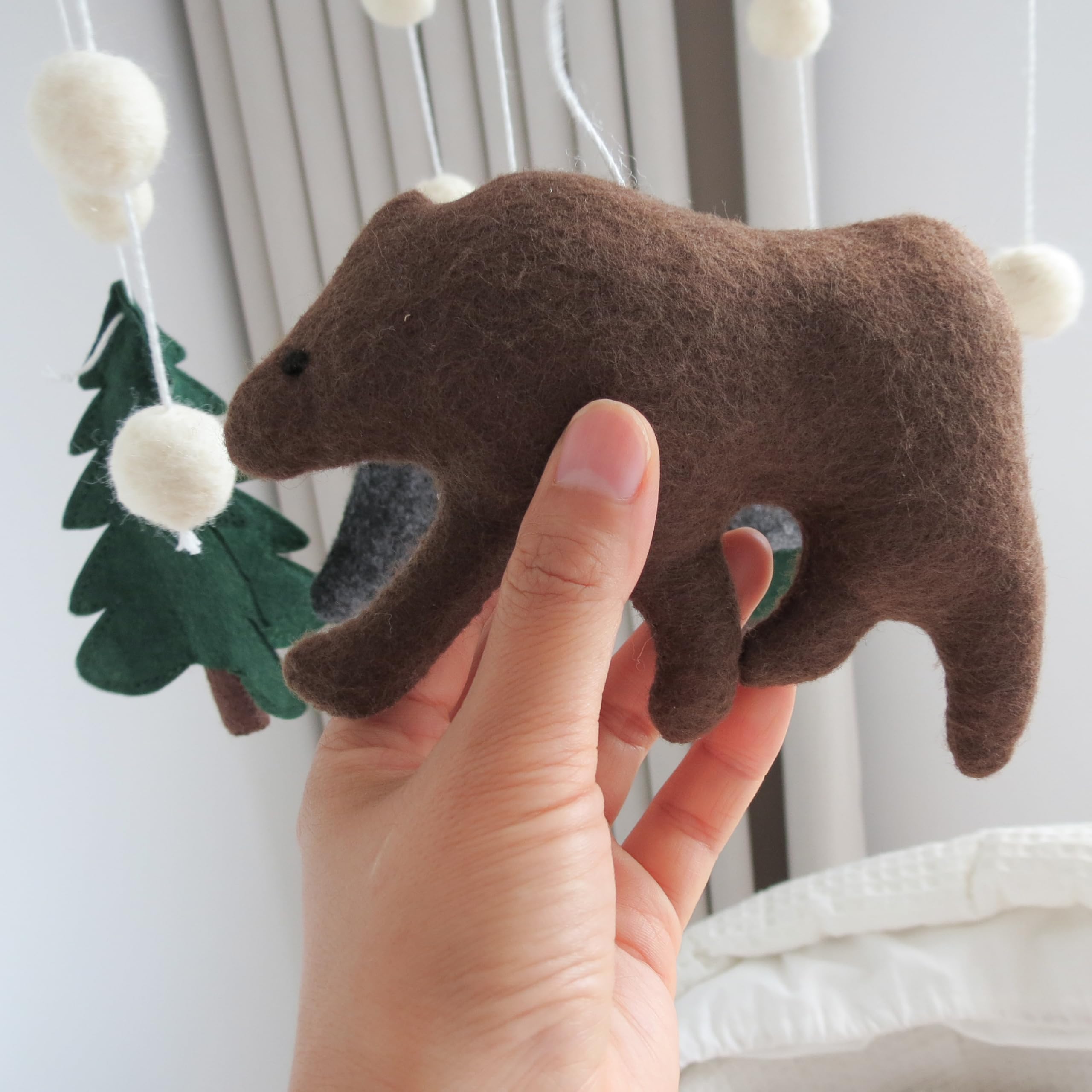 Goukurlsma beech wood ring with beads promotes gentle sensory exploration.