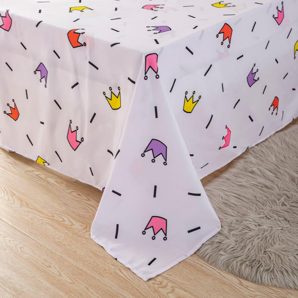 GRAT TIOC 100% polyester with soft fluff for comfy sleep experiences.