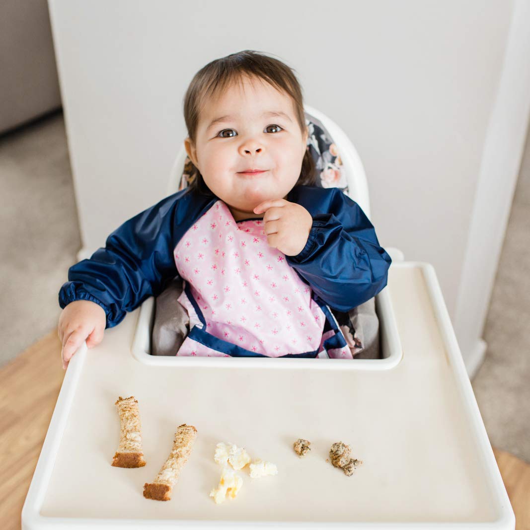 Green Sprouts Easy-Wear Long Sleeve Bib supports multi-use activities beyond meals.